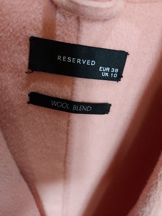 Różowy płaszcz r. 38   Reserved