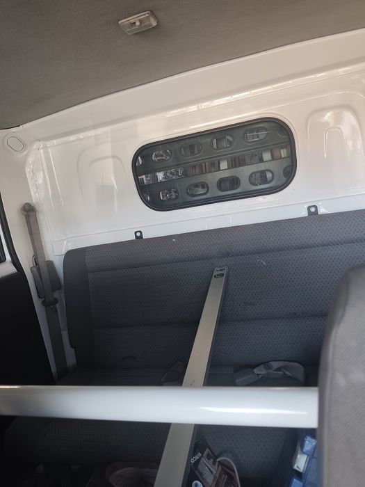 Nissan cabstar cabine dupla