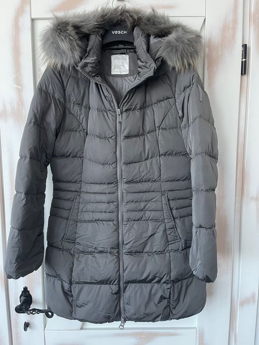 Пуховик Bomboogie Италия р М с капюшоном нат. пух. Цена снижена.