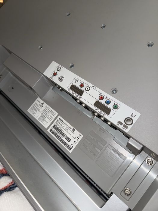 Televisao de 43 polegadas437238805206159364