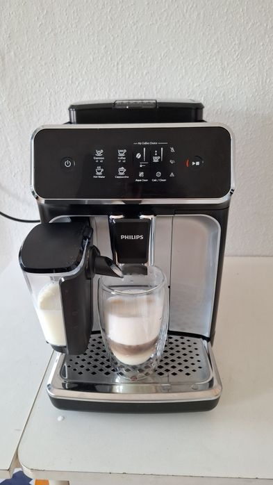 Кофемашина Philips Latte go 2200