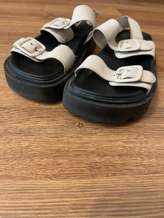 Босоніжки  Zara 36 розмір