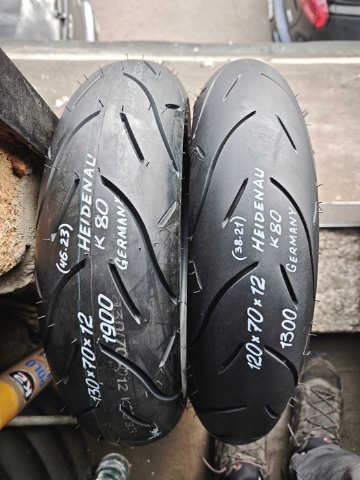 Мотошина на скутер 120 130 / 70 80 R12