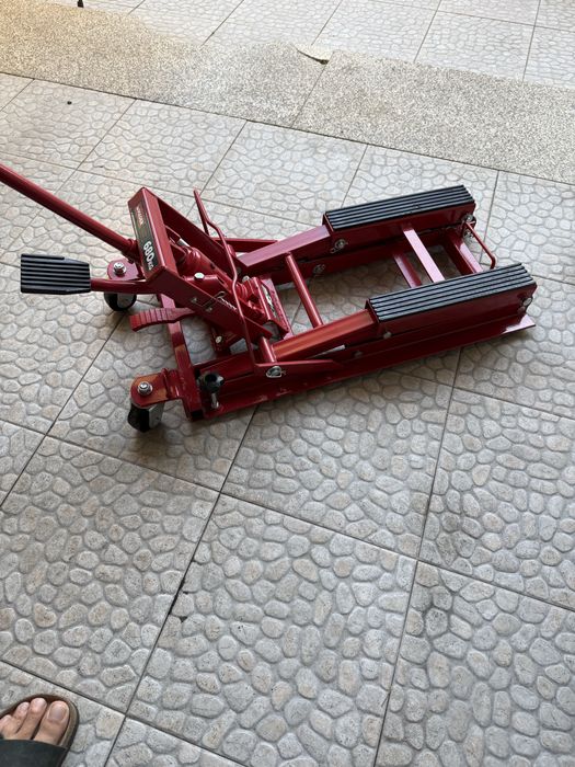 Elevador para motas Mader 680 kg
