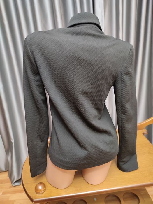 Чудовий стрейчевий піджак жакет кардиган