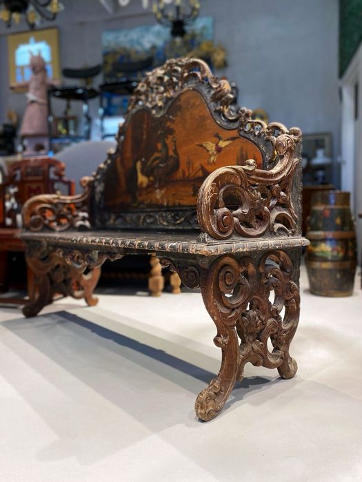 Antyczna oryginalna rzezboina lawka recznie malowana w stylu rokoko