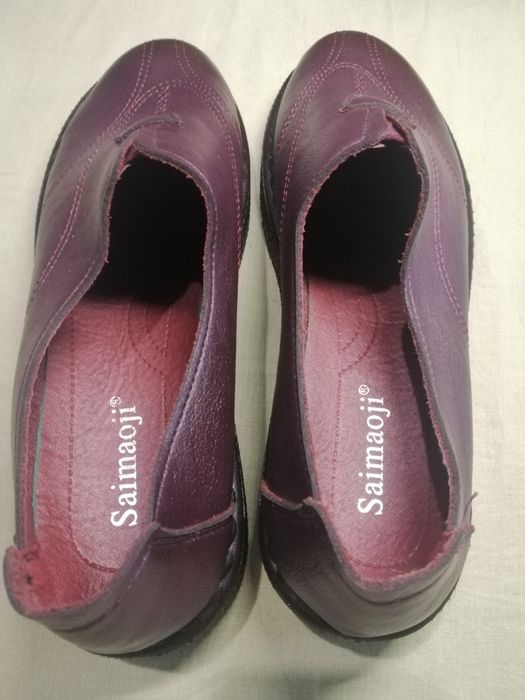 Женские кожаные туфли 40 размер.