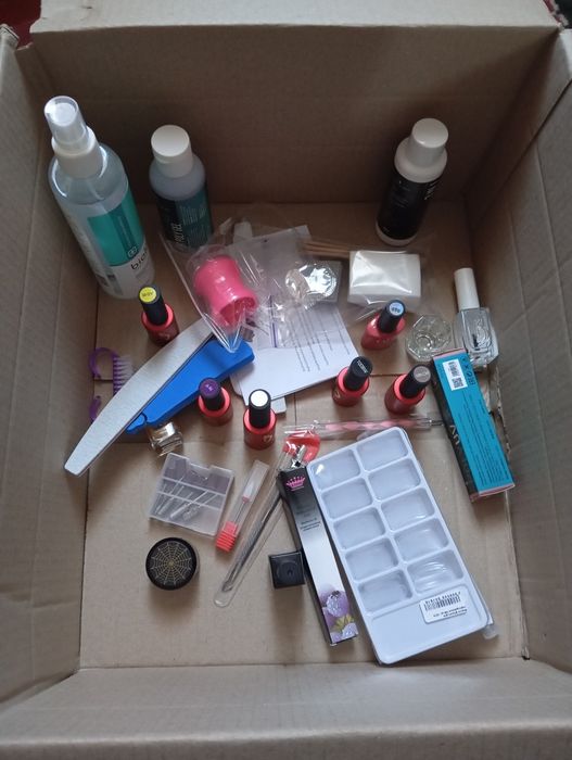 Продам набір для манікюру