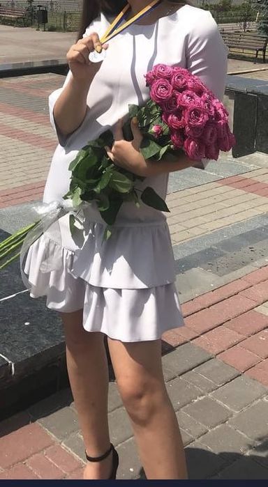 Палаття сіре асиметричне, плаття коктейльне