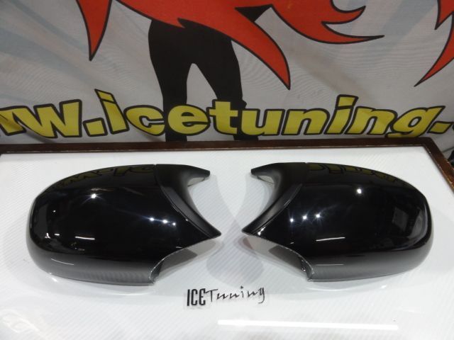 Capas / carcaça de espelhos em preto piano brilhante para BMW E90, E91, E92, E93 LCI M3 Look, E81, E82, E87, E88 LCI M1 Look 2010-2014