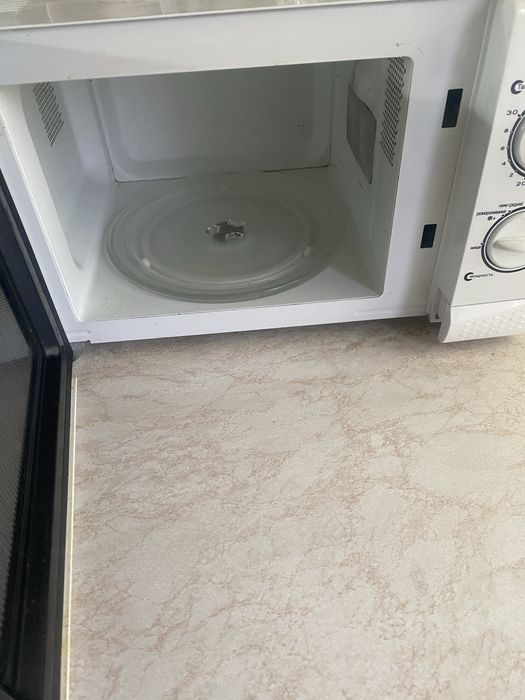 Микроволновка Saturn