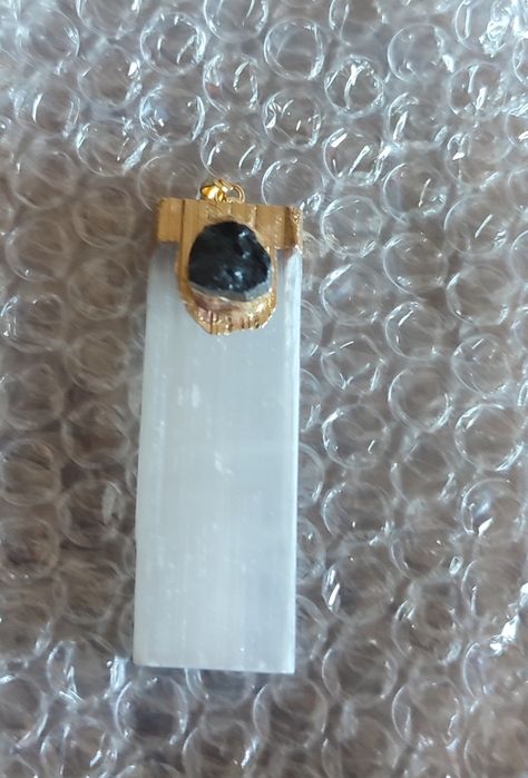 Pendente Selenite com Turmalina Preta