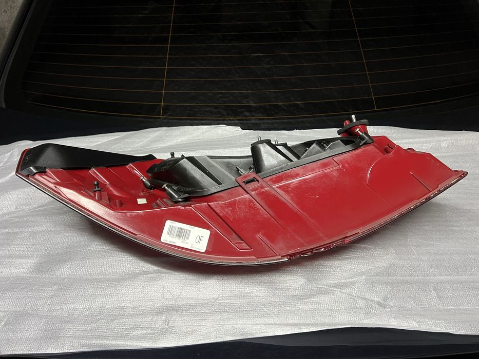 Farol trás Opel Insignia carrinha