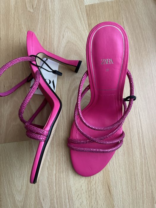 Шльопанці zara 35 рр