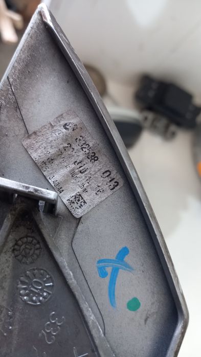 Зеркало правое Mercedes Clk W209 9 pin 2006 A2098103616