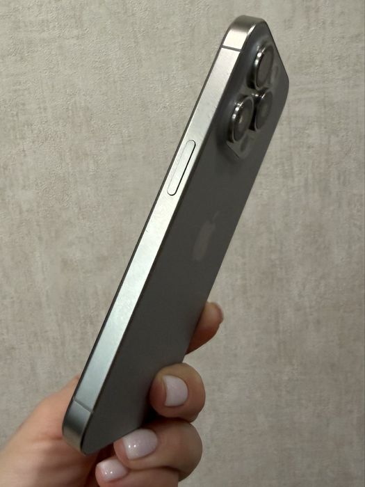 IPohone 15 pro 512 g