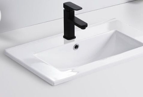 Umywalka łazienkowa nowa