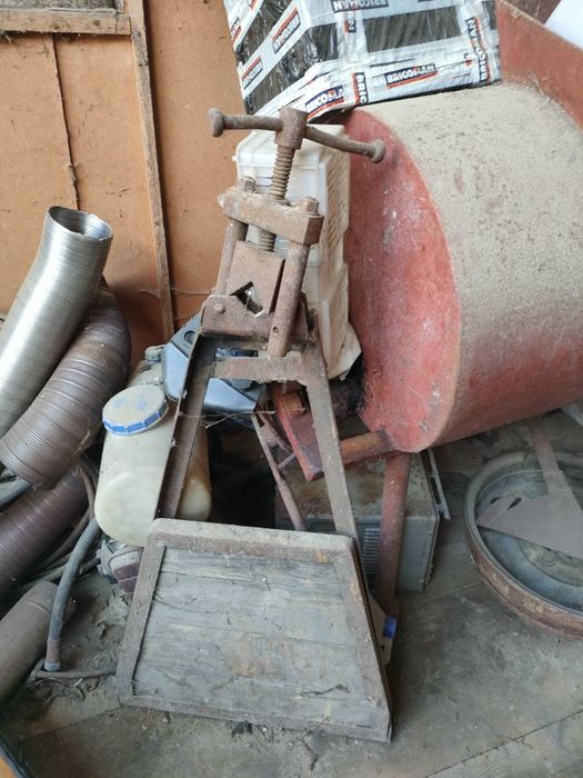 imadło hydrauliczne do rur ze stojakiem