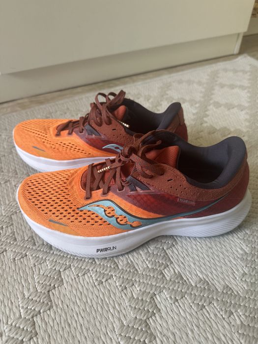 Buty sportowe męskie