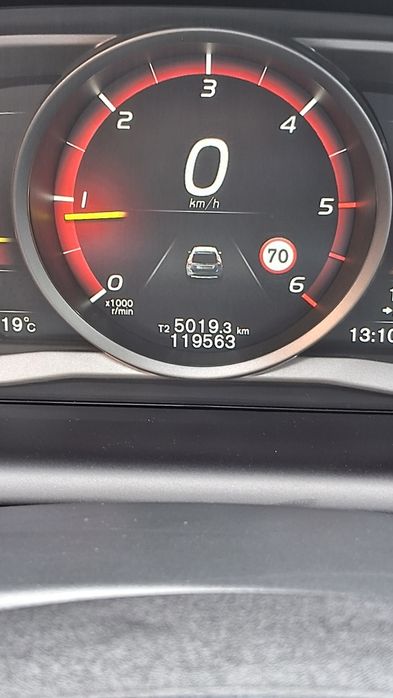 Вольво хс60,190к.с.,механіка,розхід 5літрів