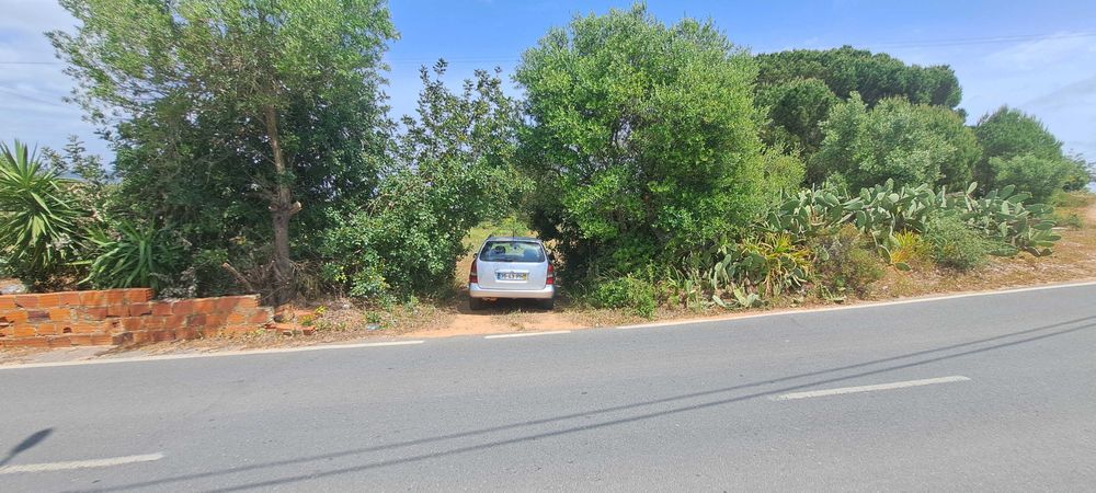 Terreno 2.720m2 em Albufeira (Vale Carro) — Albufeira E Olhos De Água, Faro