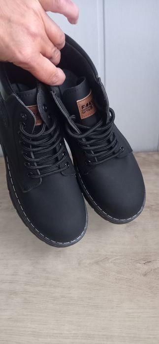 Buty wysokie 41-26 cm