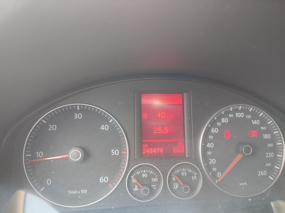 VW. Golf variant 1.9 TDI impecável