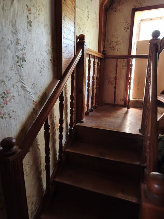 Продам будинок в центрі міста.