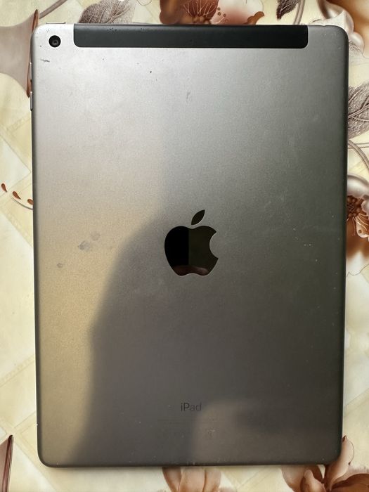 iPad 5gen 32gb планшет