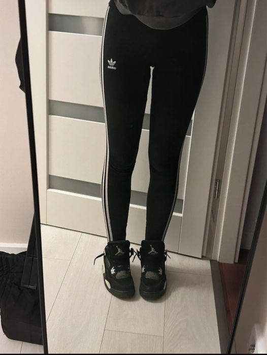 czarne legginsy sportowe adidas