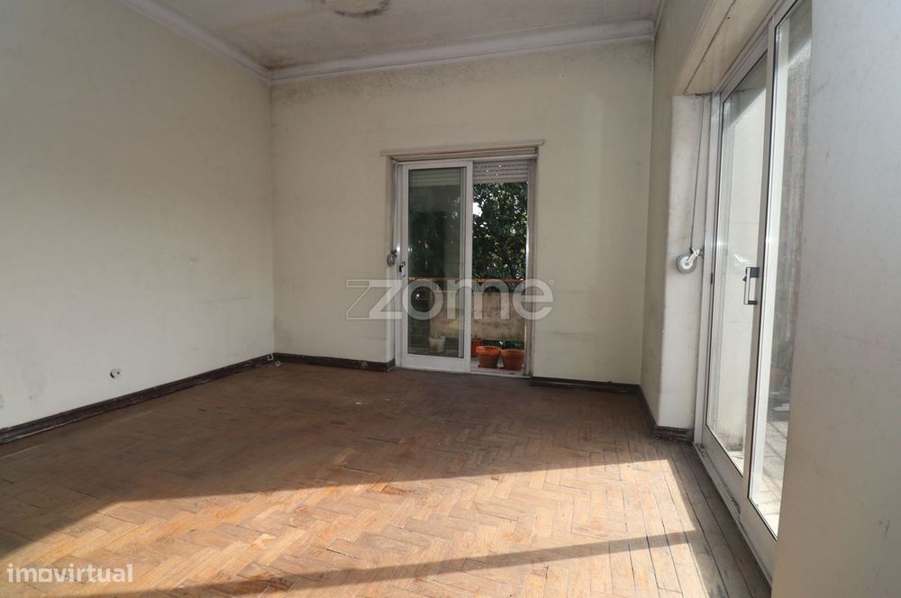 Apartamento em S. Vitor T5+1