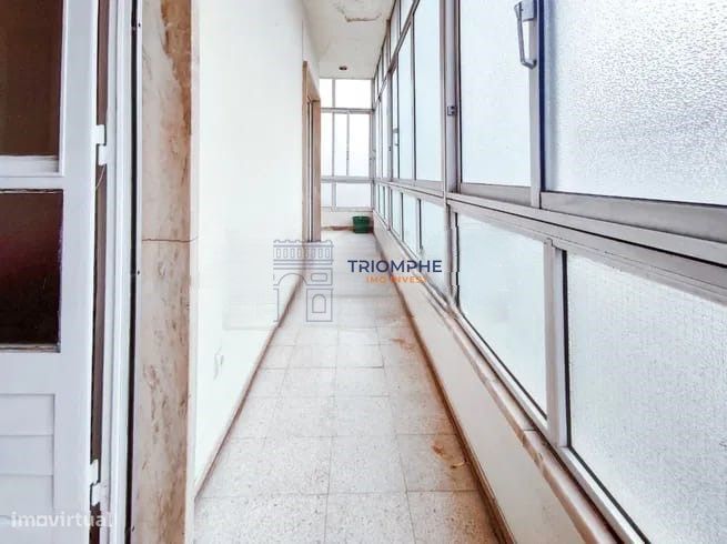 Apartamento T4 - Odivelas - Investimento — Póvoa De Santo Adrião E Olival Basto, Lisboa