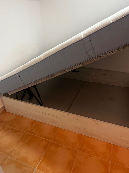 Sommier 140x190 + colchão molas ensacadas