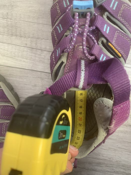 Сандалі keen 35