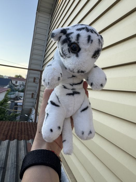 Мякі іграшки коник та тигрик