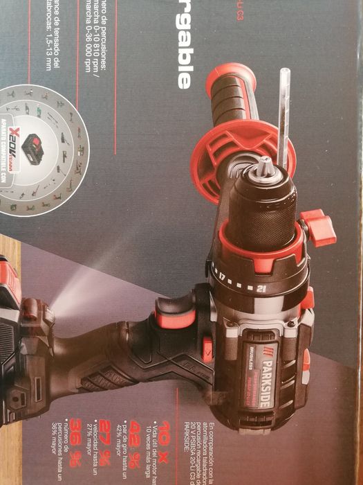 Aparafusadora/Berbequim c/martelo Parkside Performance novo.