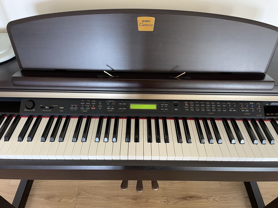 Piano Yamaha Clavinova