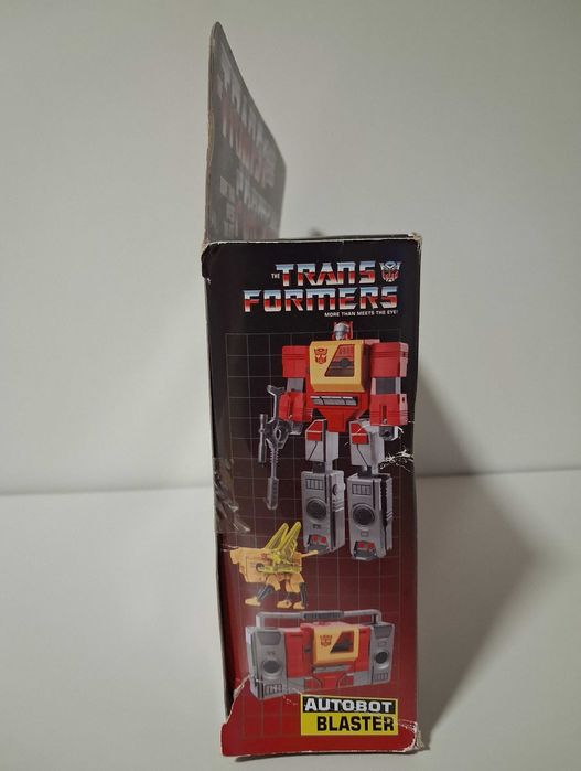Transformers Retro 40th anniversary Autobot BLASTER e cassete STEELJAW reedição