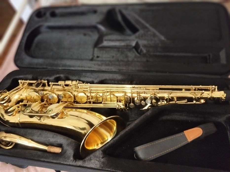 Saxofone tenor Wiseman