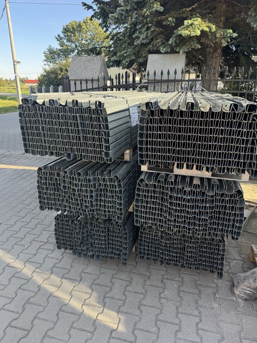 Kompletny system do malin i jeżyn – słupki 2,5 m, poprzeczki, drut, kotwy