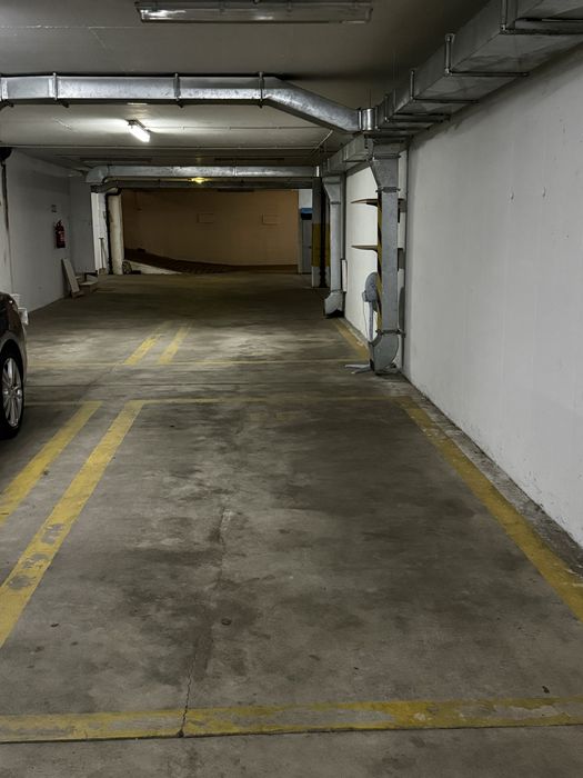 Miejsce postojowe  do wynajęcia