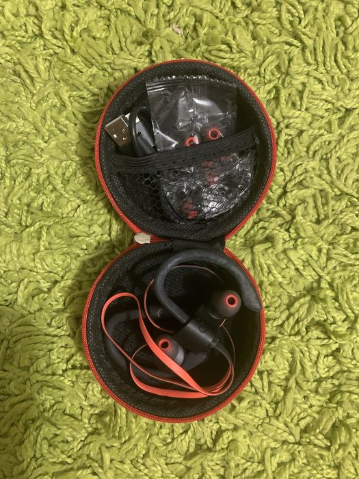 Спортивні навушники безпровідні