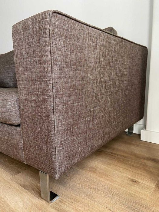 Sofá BoConcept 4 lugares – Elegância e Conforto a Excelente Preço