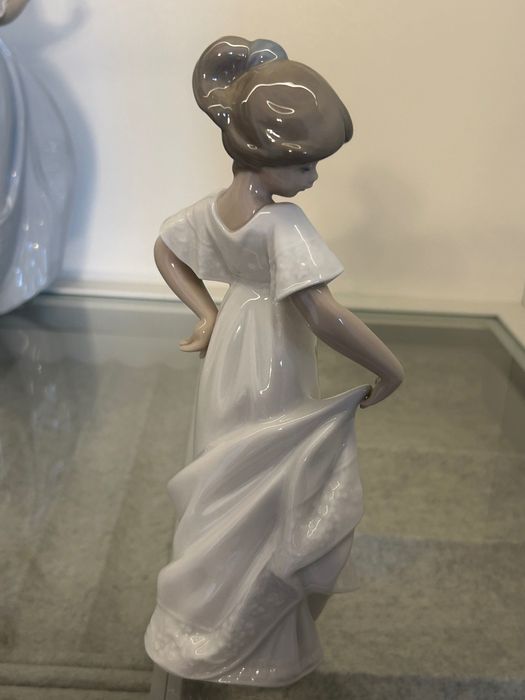 Nao by Lladró - Pretty (1110)