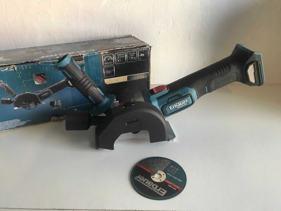 Безщіткова акумуляторна міні-дискова пилка Erbauer EMCS18-Li 98 мм