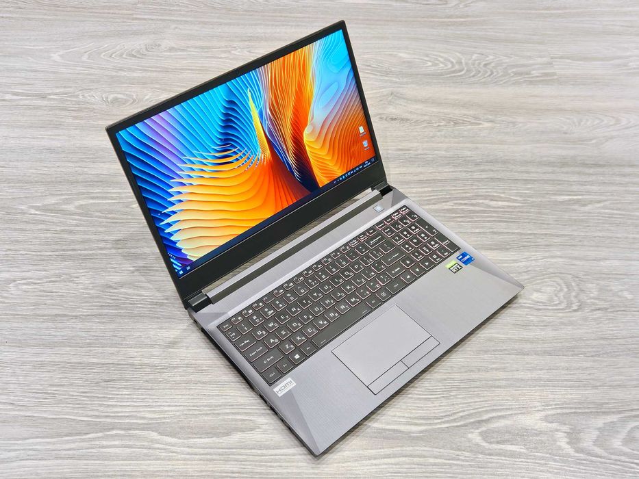 Ігровий ноутбук в ідеалі | 15,6" | IPS | 144Hz | i7-11800H | RTX 3050 4GB