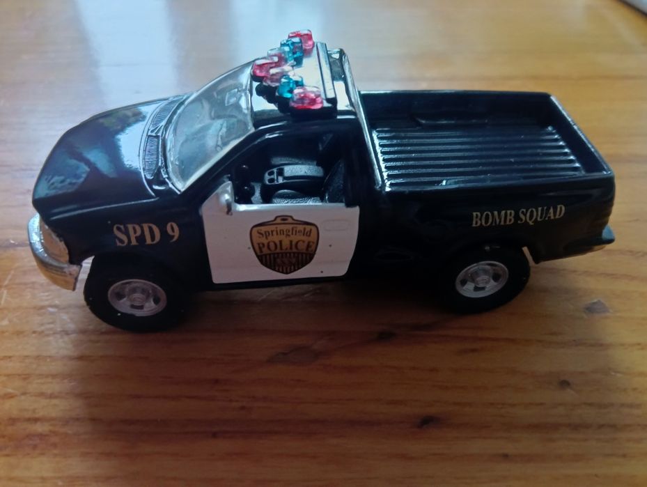 Samochody policyjne. 2 szt.