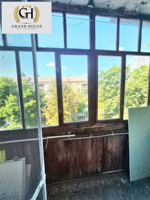 Продам 1-о кімнатну квартиру в районі дендропарку, біля АТБ. Є-відновлення, ваучер.