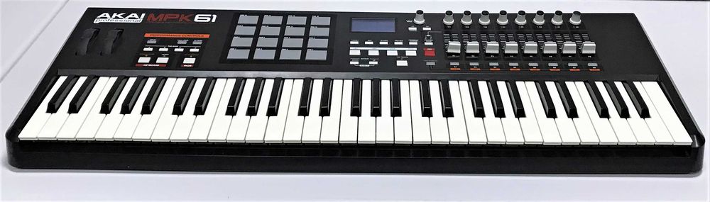 MIDI клавіатура Akai MPK 61
