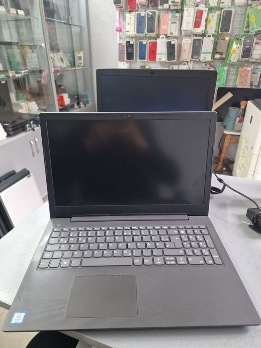 Продам ноутбук Lenovo V130-15ikb під відновлення